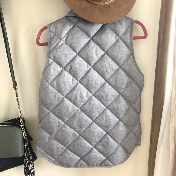 J Crew Quilted Puffer Vest - Picture 5 of 5